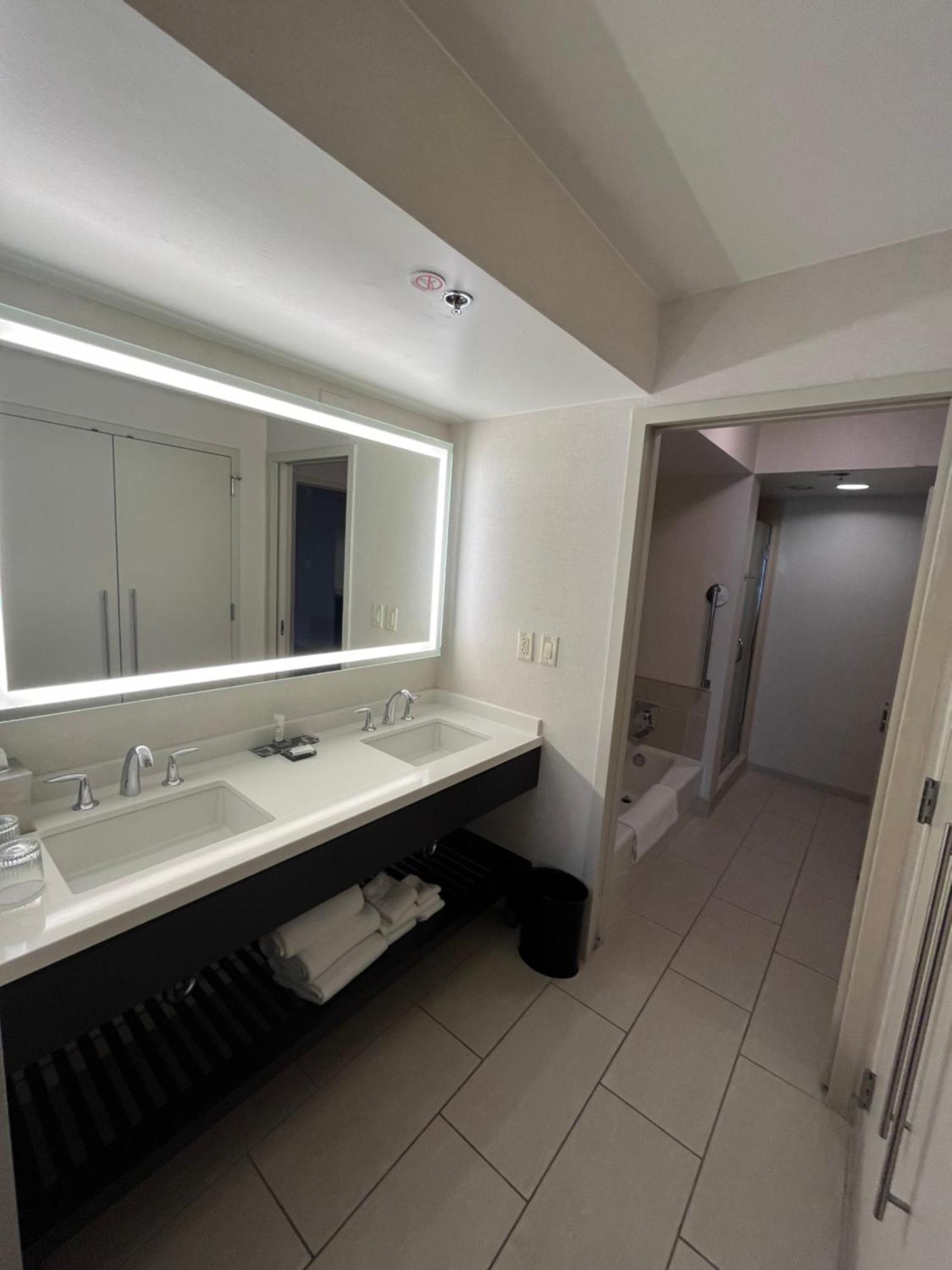 Chicago Marriott Suites O'Hare Розмонт Екстер'єр фото