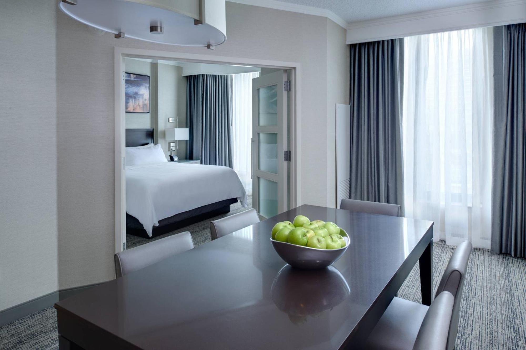 Chicago Marriott Suites O'Hare Розмонт Екстер'єр фото
