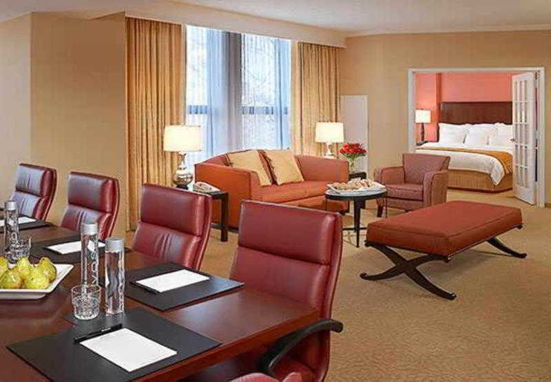 Chicago Marriott Suites O'Hare Розмонт Екстер'єр фото
